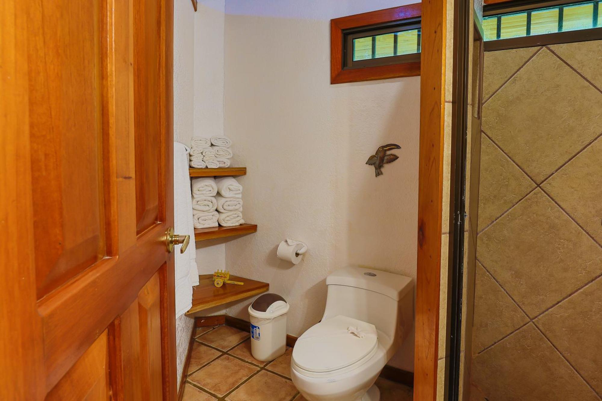 Jungle Creek Aparthotel Manuel Antonio Room photo